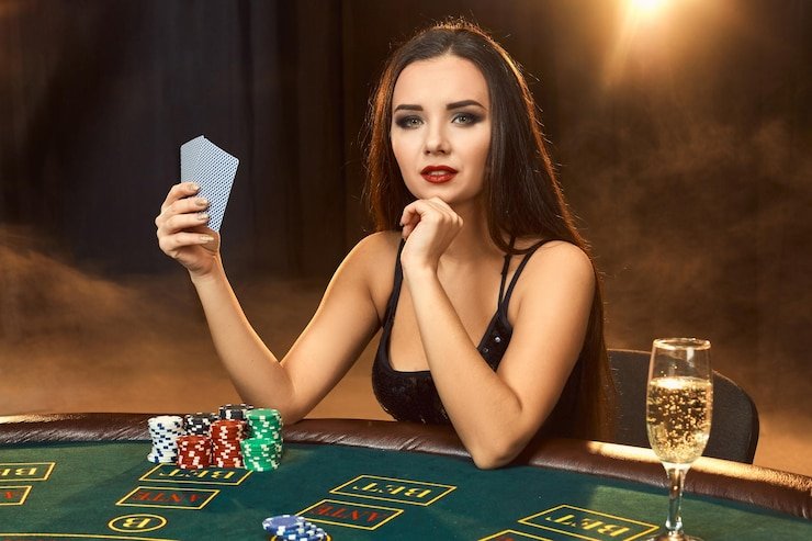 Detailed spin history Spin history with payouts listed